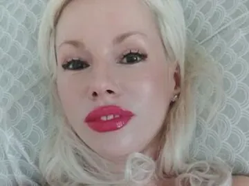 LaymaFlay na kamerce LiveJasmin